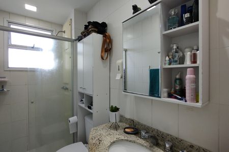 Apartamento à venda com 114m², 4 quartos e 2 vagas Apartamento à venda com 114m², 4 quartos e 2 vagasBanheiro da Suíte 2
