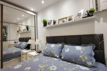 Apartamento à venda com 114m², 4 quartos e 2 vagas Apartamento à venda com 114m², 4 quartos e 2 vagasSuíte