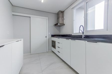 Apartamento à venda com 90m², 3 quartos e 2 vagasCozinha
