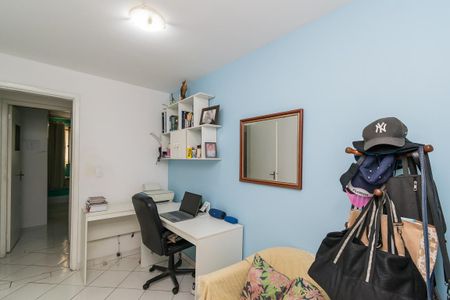 Apartamento à venda com 74m², 3 quartos e 1 vagaQuarto 2
