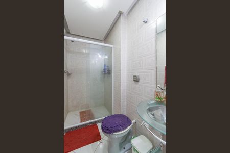 Apartamento à venda com 74m², 3 quartos e 1 vagaBanheiro da Suíte