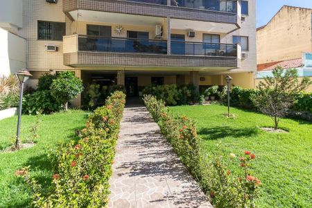 Apartamento à venda com 74m², 3 quartos e 1 vagaÁrea comum