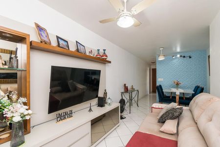 Apartamento à venda com 74m², 3 quartos e 1 vagaSala