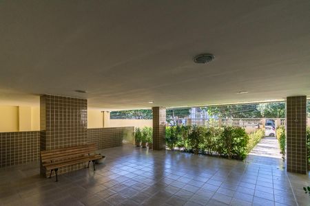 Apartamento à venda com 74m², 3 quartos e 1 vagaÁrea comum