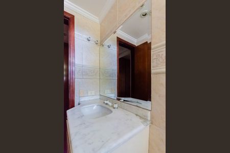 Casa à venda com 350m², 4 quartos e 4 vagasBanheiro da Suíte 1