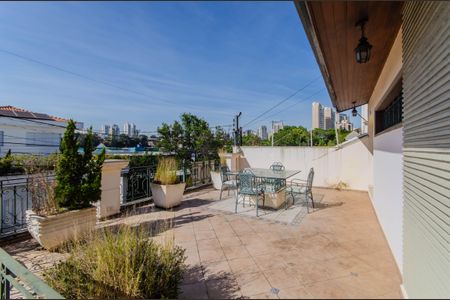 Casa à venda com 350m², 4 quartos e 4 vagasTerraço