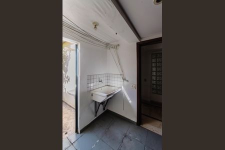 Casa à venda com 350m², 4 quartos e 4 vagasÁrea de Serviço