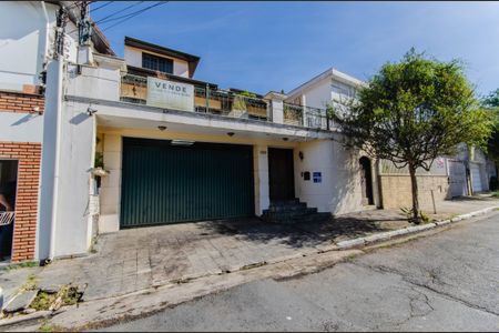 Casa à venda com 350m², 4 quartos e 4 vagasFachada