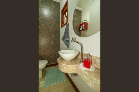 Casa de condomínio à venda com 191m², 3 quartos e 2 vagasLavabo