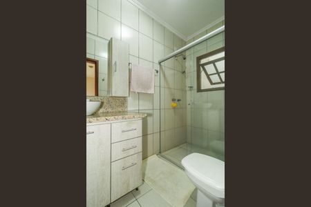 Casa de condomínio à venda com 191m², 3 quartos e 2 vagasBanheiro