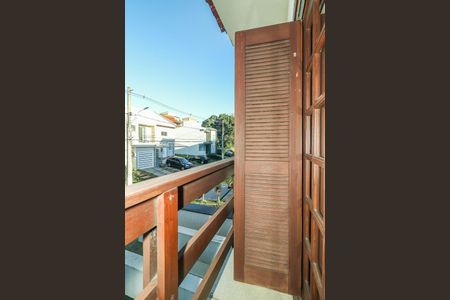 Casa de condomínio à venda com 191m², 3 quartos e 2 vagasVaranda