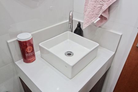 Casa à venda com 249m², 3 quartos e 2 vagasBanheiro da Suíte 2