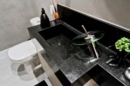 Casa à venda com 249m², 3 quartos e 2 vagasLavabo