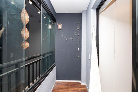 Apartamento à venda com 23m², 1 quarto e sem vaga Apartamento à venda com 23m², 1 quarto e sem vagaSacada