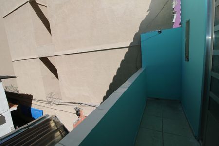 Casa para alugar com 70m², 2 quartos e sem vagaQuintal