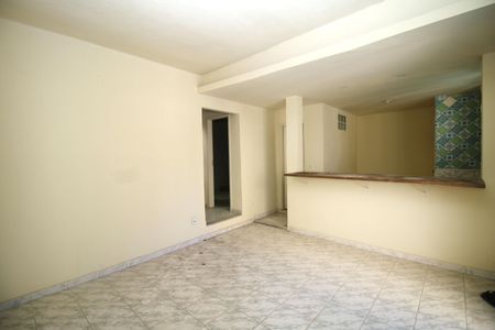 Casa para alugar com 70m², 2 quartos e sem vagaSala