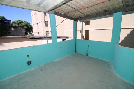 Casa para alugar com 70m², 2 quartos e sem vagaQuintal
