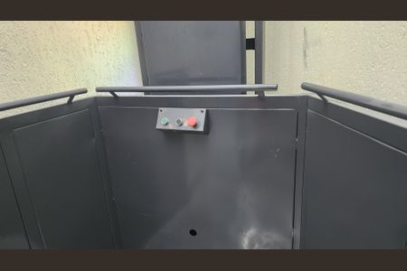 Casa para alugar com 280m², 8 quartos e 3 vagas Casa para alugar com 280m², 8 quartos e 3 vagasElevador