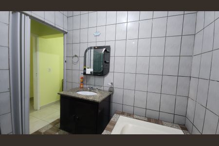 Casa para alugar com 280m², 8 quartos e 3 vagas Casa para alugar com 280m², 8 quartos e 3 vagasBanheiro