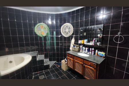 Casa para alugar com 280m², 8 quartos e 3 vagas Casa para alugar com 280m², 8 quartos e 3 vagasBanheiro da Suíte 2