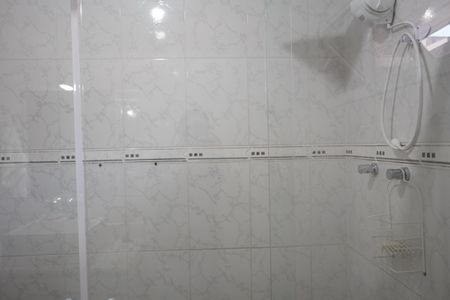 Casa à venda com 290m², 3 quartos e 4 vagasBanheiro Suíte 1 