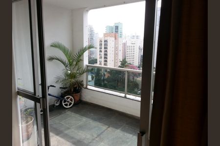 Apartamento à venda com 220m², 4 quartos e 4 vagasFoto 16