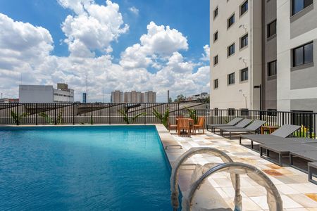 Apartamento para alugar com 40m², 2 quartos e 1 vaga Apartamento para alugar com 40m², 2 quartos e 1 vagaÁrea comum - Piscina