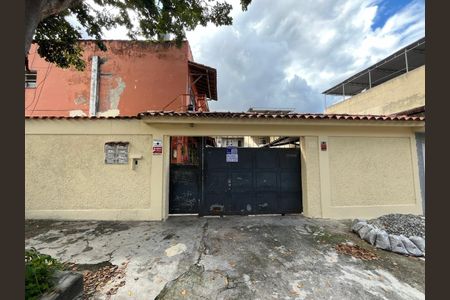 Casa de condomínio à venda com 60m², 3 quartos e 1 vaga Casa de condomínio à venda com 60m², 3 quartos e 1 vagaFachada - Placa