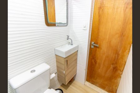 Apartamento para alugar com 63m², 2 quartos e 1 vaga Apartamento para alugar com 63m², 2 quartos e 1 vagaBanheiro