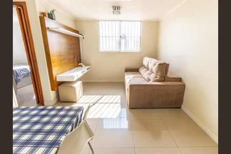 Apartamento para alugar com 63m², 2 quartos e 1 vaga Apartamento para alugar com 63m², 2 quartos e 1 vagaSala