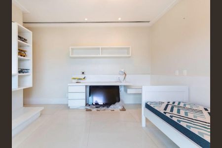 Apartamento à venda com 465m², 4 quartos e 5 vagasQuarto
