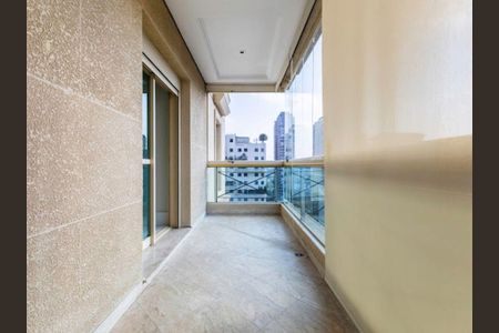 Apartamento à venda com 465m², 4 quartos e 5 vagasvaranda