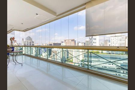 Apartamento à venda com 465m², 4 quartos e 5 vagasvaranda