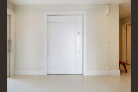 Apartamento à venda com 465m², 4 quartos e 5 vagasQuarto