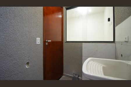 Casa de condomínio à venda com 37m², 2 quartos e sem vaga Casa de condomínio à venda com 37m², 2 quartos e sem vagaÁrea de Serviço