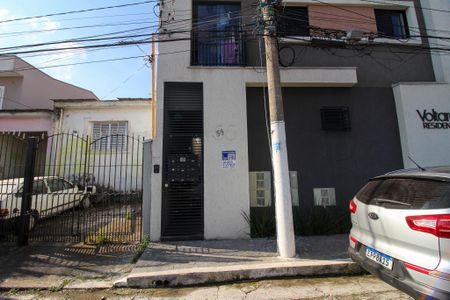 Casa de condomínio à venda com 37m², 2 quartos e sem vaga Casa de condomínio à venda com 37m², 2 quartos e sem vagaFachada