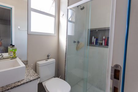 Apartamento à venda com 64m², 2 quartos e 1 vaga Apartamento à venda com 64m², 2 quartos e 1 vagaBanheiro da Suíte