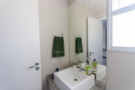 Apartamento à venda com 64m², 2 quartos e 1 vaga Apartamento à venda com 64m², 2 quartos e 1 vagaBanheiro da Suíte