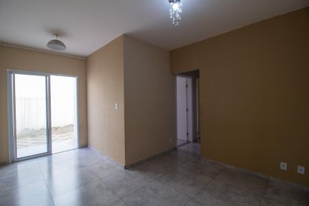 Apartamento para alugar com 53m², 2 quartos e 1 vaga Apartamento para alugar com 53m², 2 quartos e 1 vagaSala