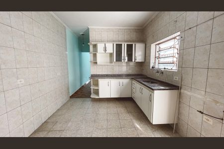 Casa para alugar com 130m², 2 quartos e 1 vaga Casa para alugar com 130m², 2 quartos e 1 vagaCozinha