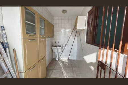 Casa para alugar com 130m², 2 quartos e 1 vaga Casa para alugar com 130m², 2 quartos e 1 vagaÁrea de Serviço