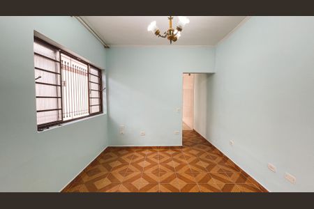 Casa para alugar com 130m², 2 quartos e 1 vaga Casa para alugar com 130m², 2 quartos e 1 vagaSala