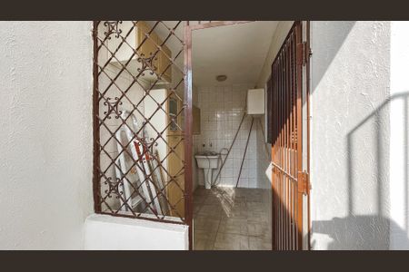 Casa para alugar com 130m², 2 quartos e 1 vaga Casa para alugar com 130m², 2 quartos e 1 vagaÁrea de Serviço