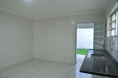 Casa à venda com 143m², 2 quartos e 2 vagasCozinha