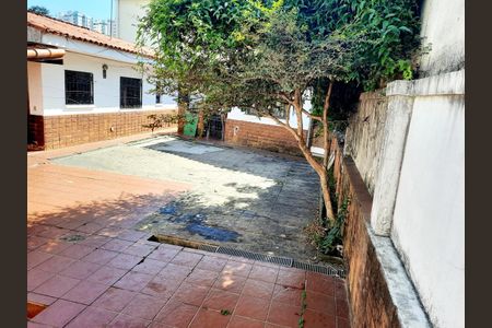 Casa à venda com 240m², 3 quartos e 6 vagasFoto 35