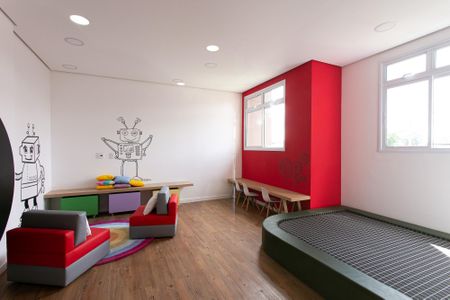 Apartamento para alugar com 44m², 2 quartos e 1 vaga Apartamento para alugar com 44m², 2 quartos e 1 vagaÁrea comum - Brinquedoteca