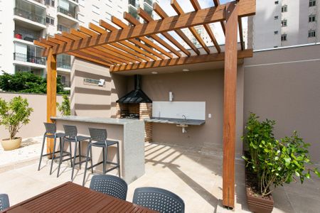 Apartamento para alugar com 44m², 2 quartos e 1 vaga Apartamento para alugar com 44m², 2 quartos e 1 vagaÁrea comum - Churrasqueira