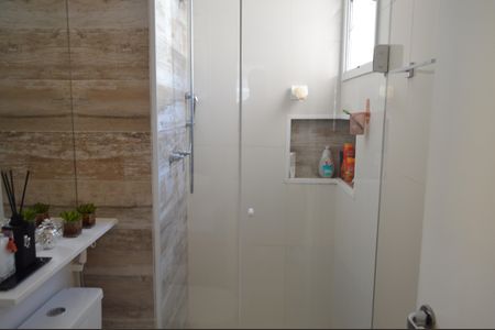 Apartamento à venda com 81m², 2 quartos e 2 vagasBanheiro