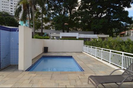 Apartamento à venda com 81m², 2 quartos e 2 vagasPiscina