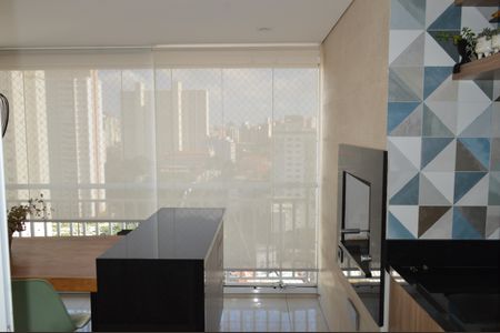 Apartamento à venda com 81m², 2 quartos e 2 vagasVaranda